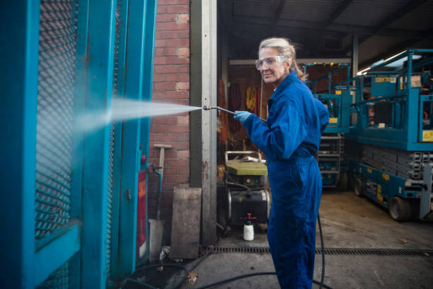 Best Window and Screen Pressure Cleaning in Viola, NY